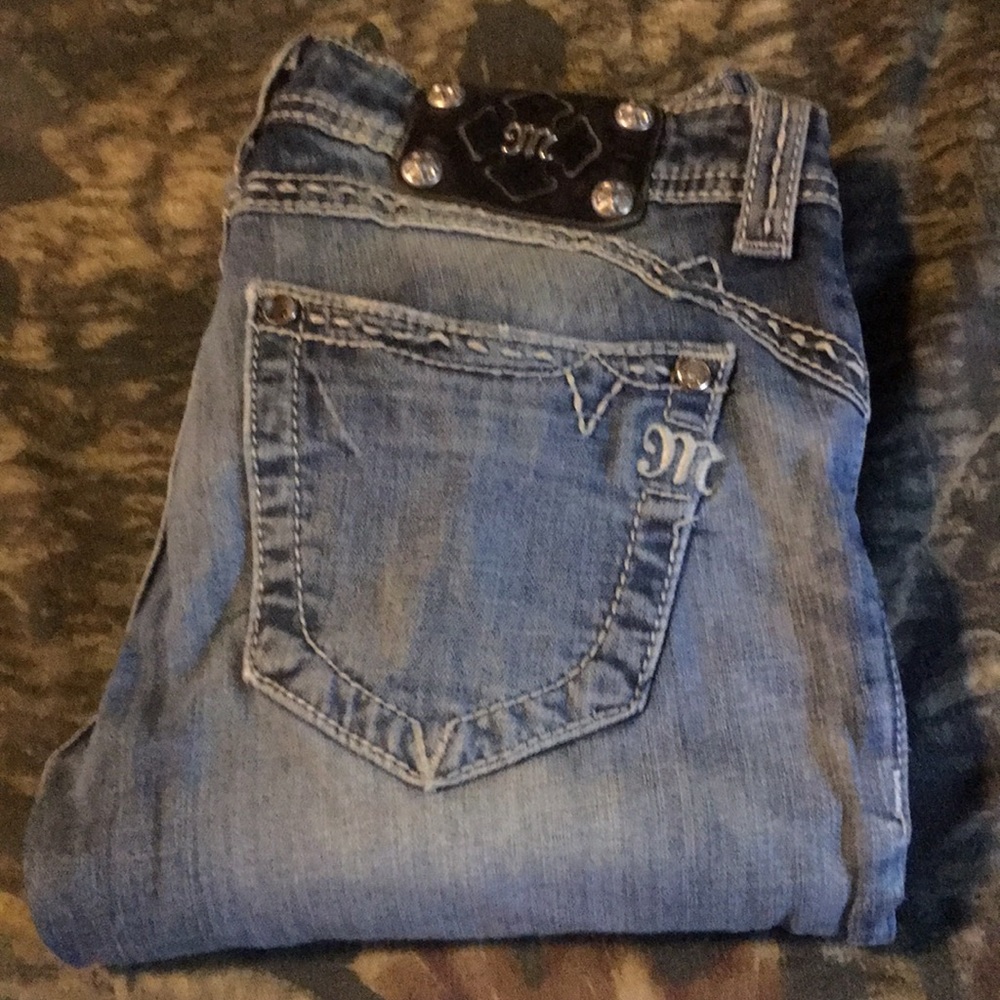 Like new Miss Me Bootcut Jeans